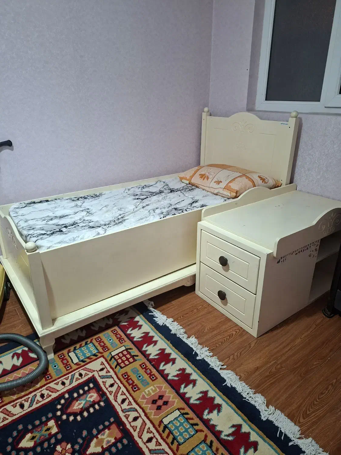 تخت وکمد نوجوان|تخت و سرویس خواب|تهران, حکیمیه|دیوار