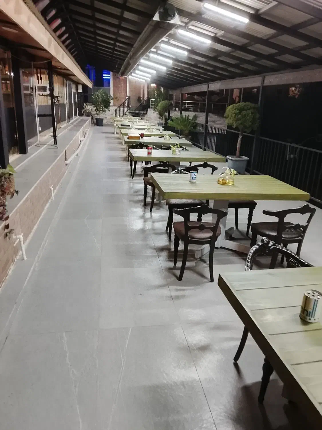 استخدام باریستا|استخدام خدمات فروشگاه و رستوران|نشتارود, |دیوار