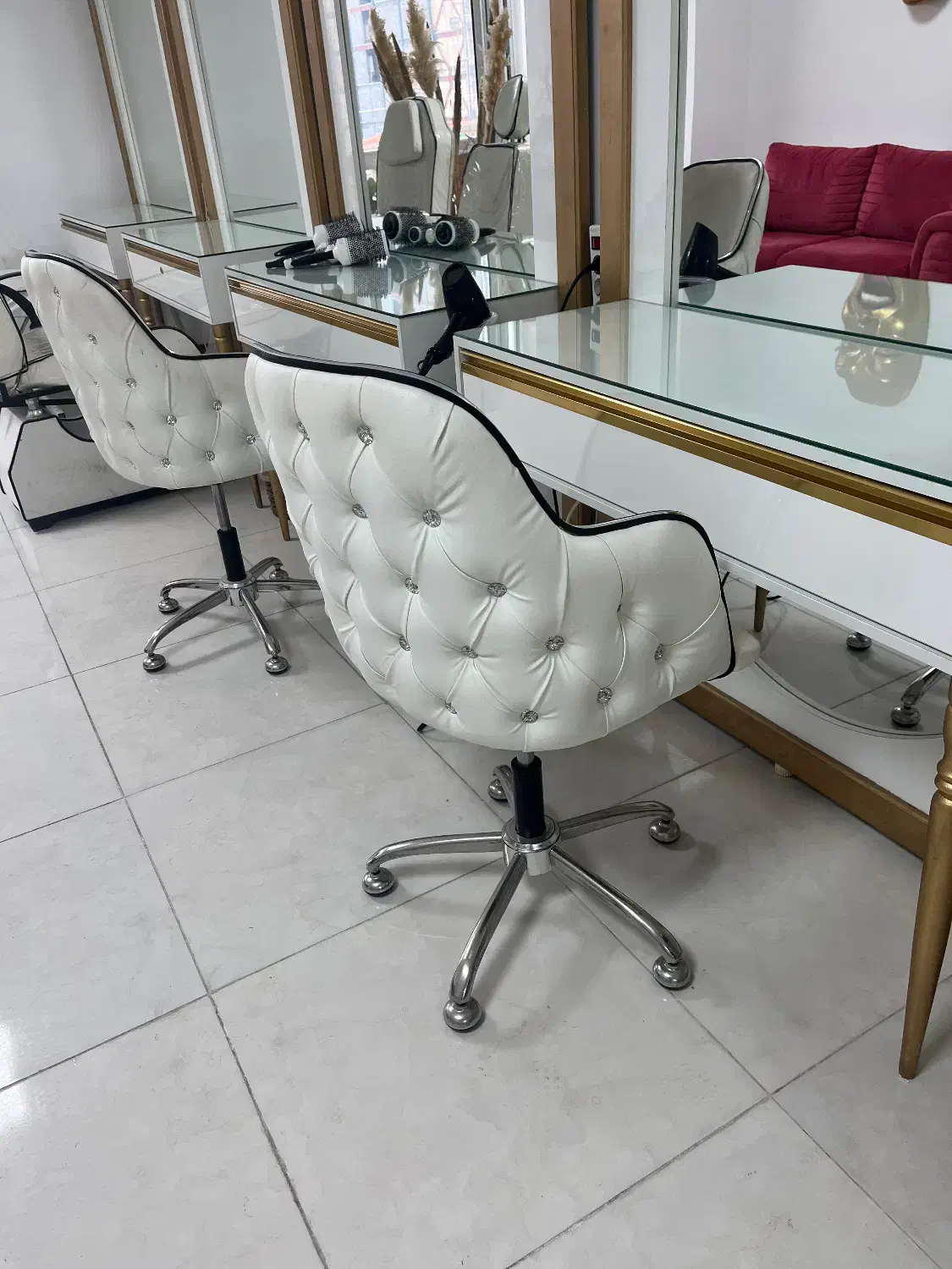 لوازم سالن زیبایی|آرایشگاه و سالن‌های زیبایی|تنکابن, |دیوار