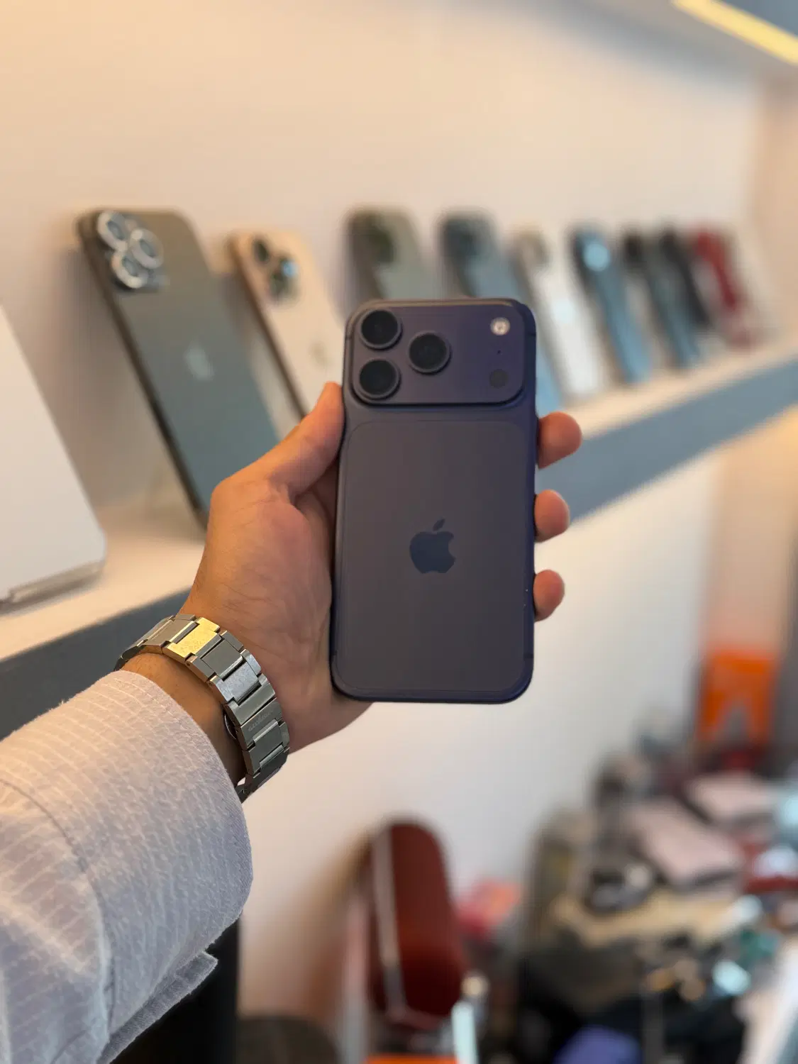 17pro Blu|موبایل|نیشابور, فردوس شمالی|دیوار