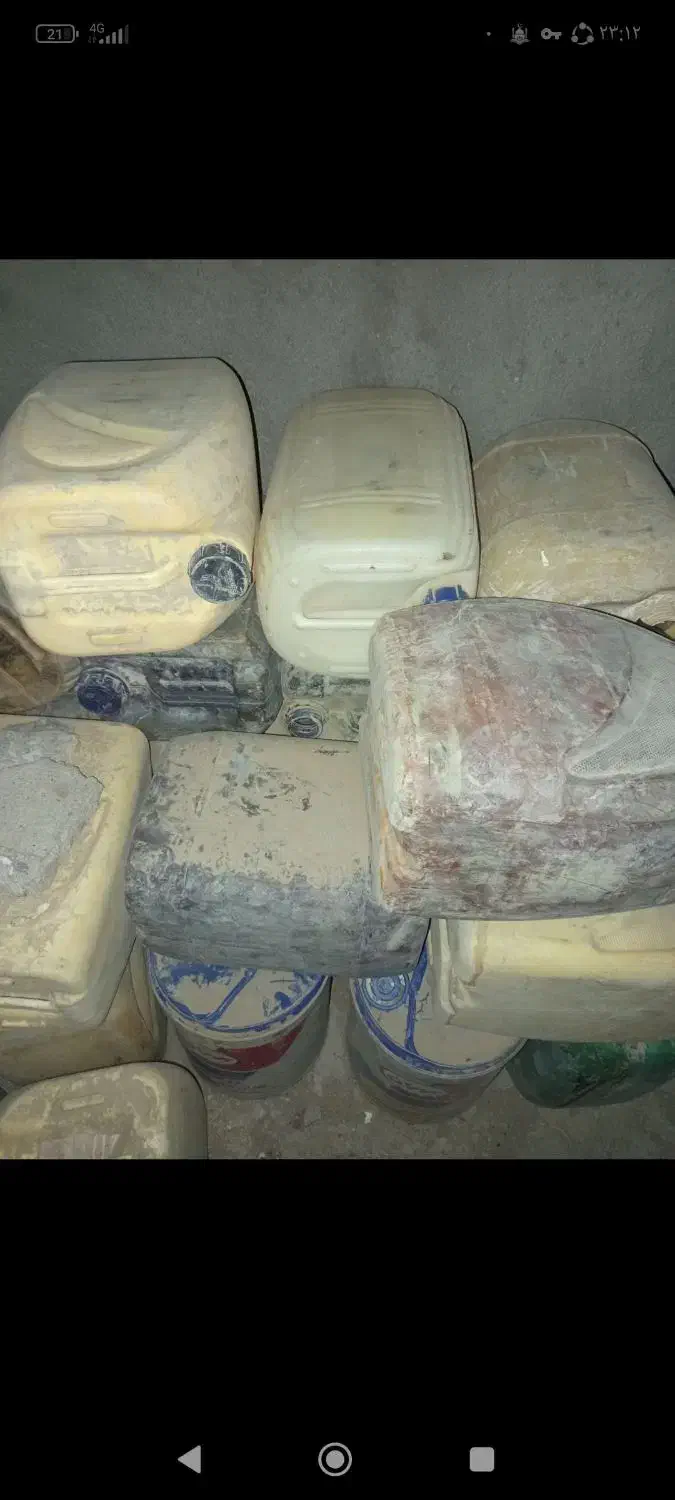 گالن خارجی|ظروف نگهدارنده، پلاستیکی، یکبارمصرف|زابل, |دیوار