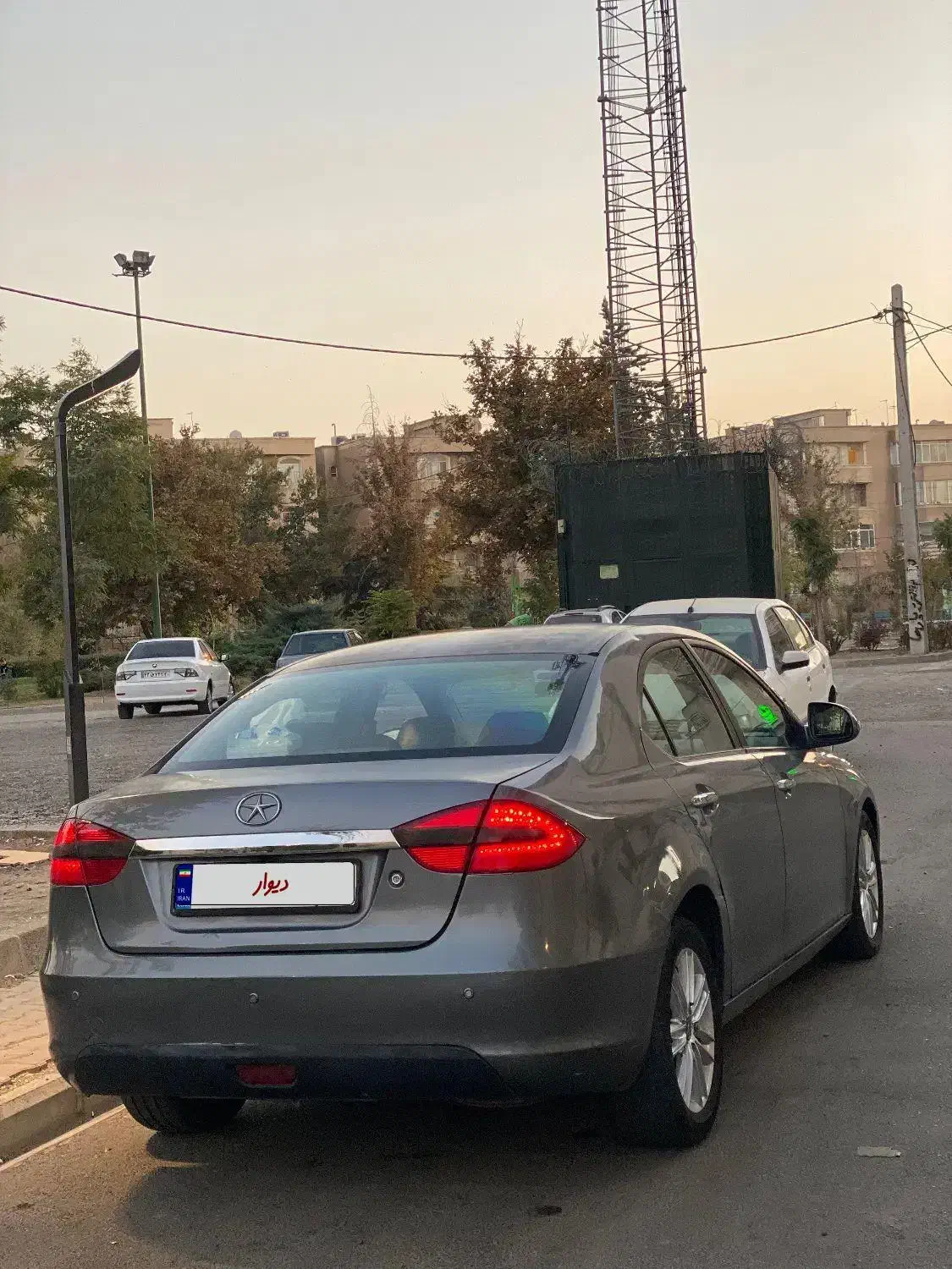 جک جی۵ اتومات مدل۹۶|خودرو سواری و وانت|تهران, استاد معین|دیوار