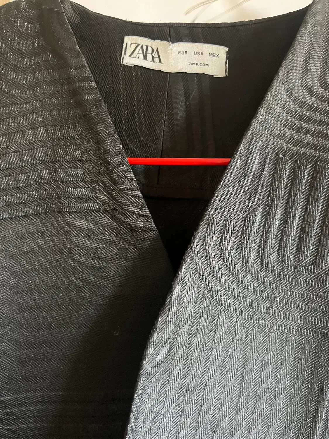 کت مجلسی|لباس|مشهد, سجاد شهر|دیوار