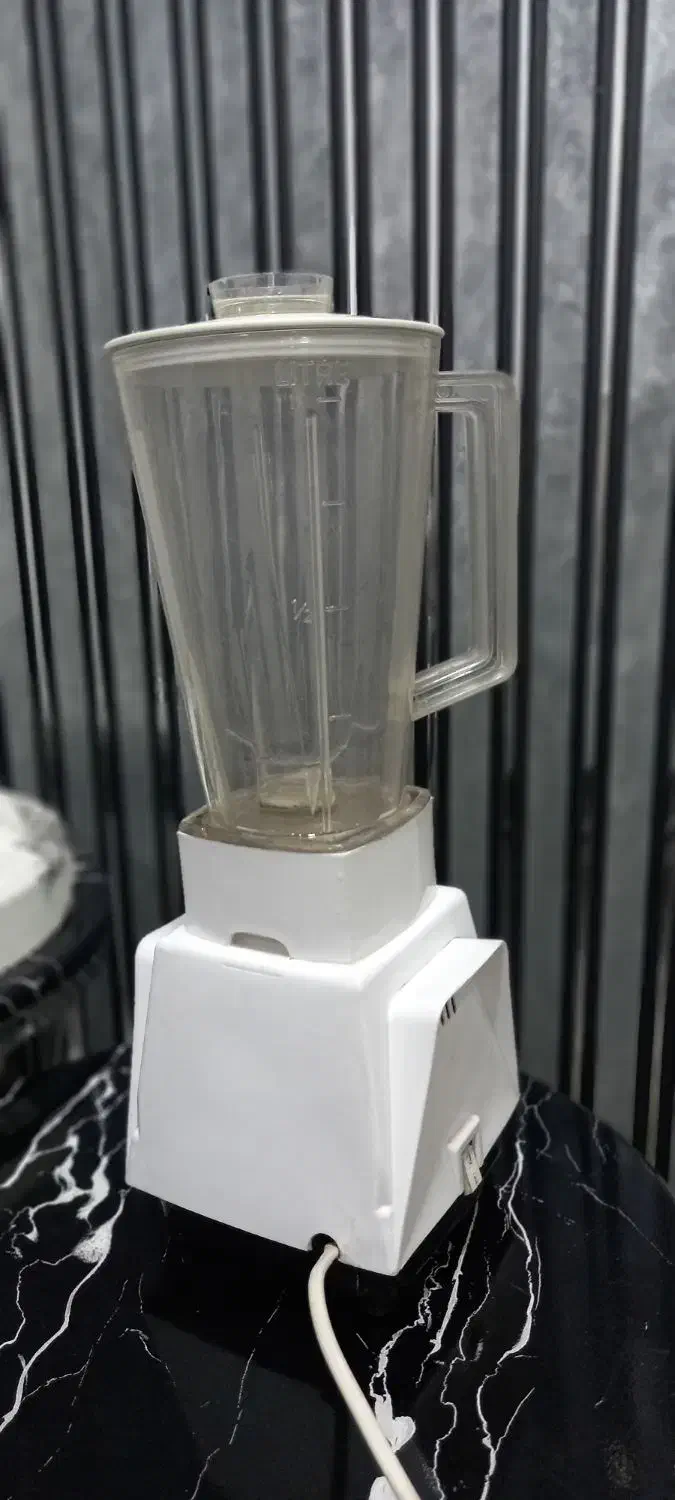 مخلوط کن|خردکن، آسیاب، غذاساز|اندیشه, اندیشه فاز ۱|دیوار