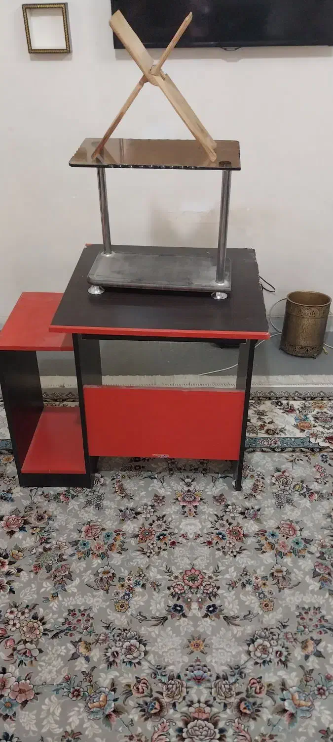 میز کامپیوتر|میز تحریر و کامپیوتر|شیراز, سهل‌آباد|دیوار
