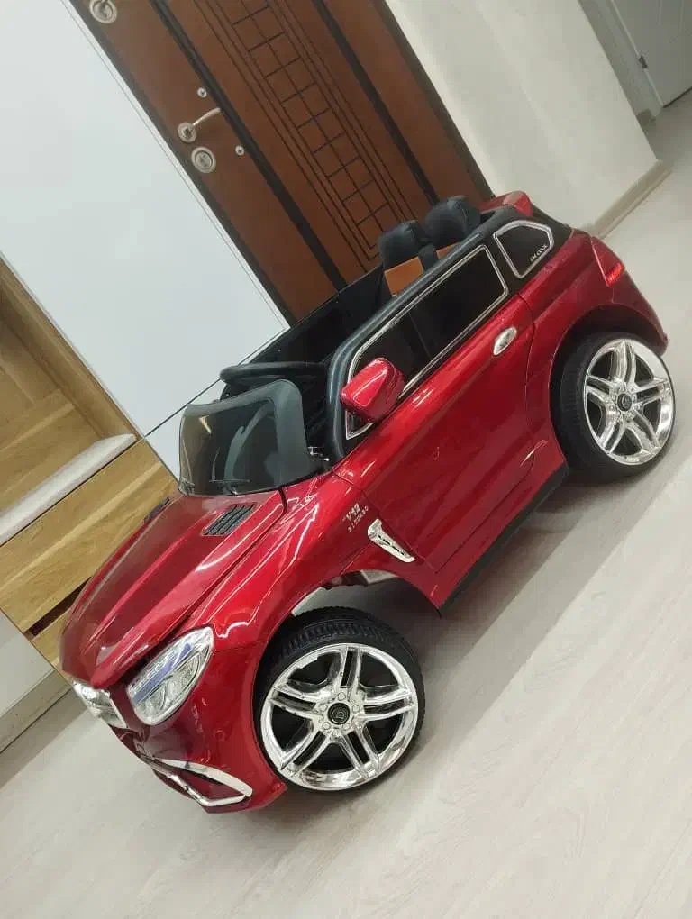 ماشین شارژی کاملا نو سه۳ موتوره|اسباببازی|خوی, |دیوار