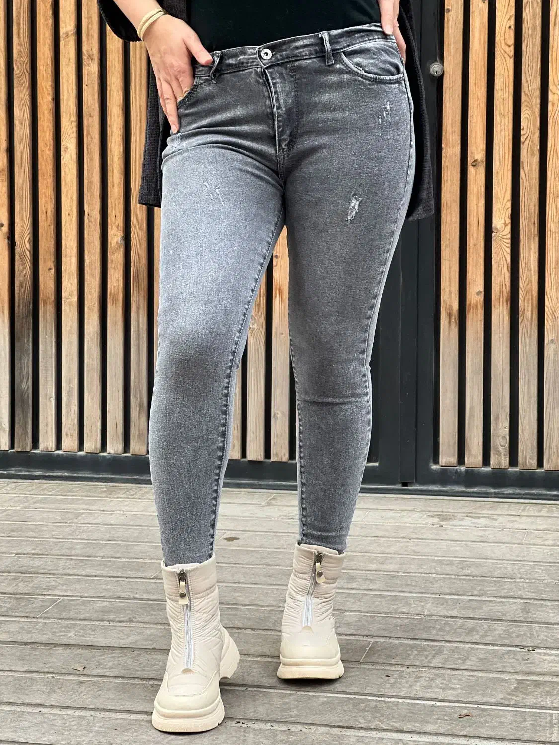 فروش شلوار جین به تعداد بالا با قیمت اقتصادی|لباس|رشت, نخودچر|دیوار