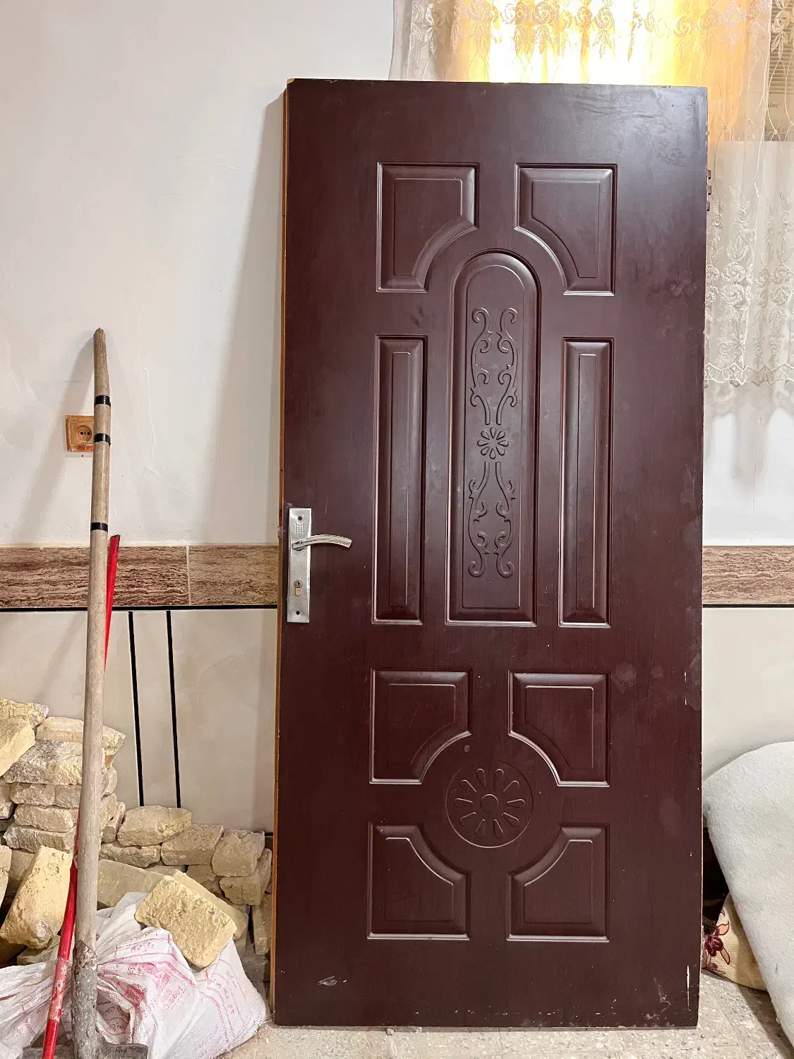 درب چوبی|مصالح و تجهیزات ساختمان|اندیمشک, |دیوار