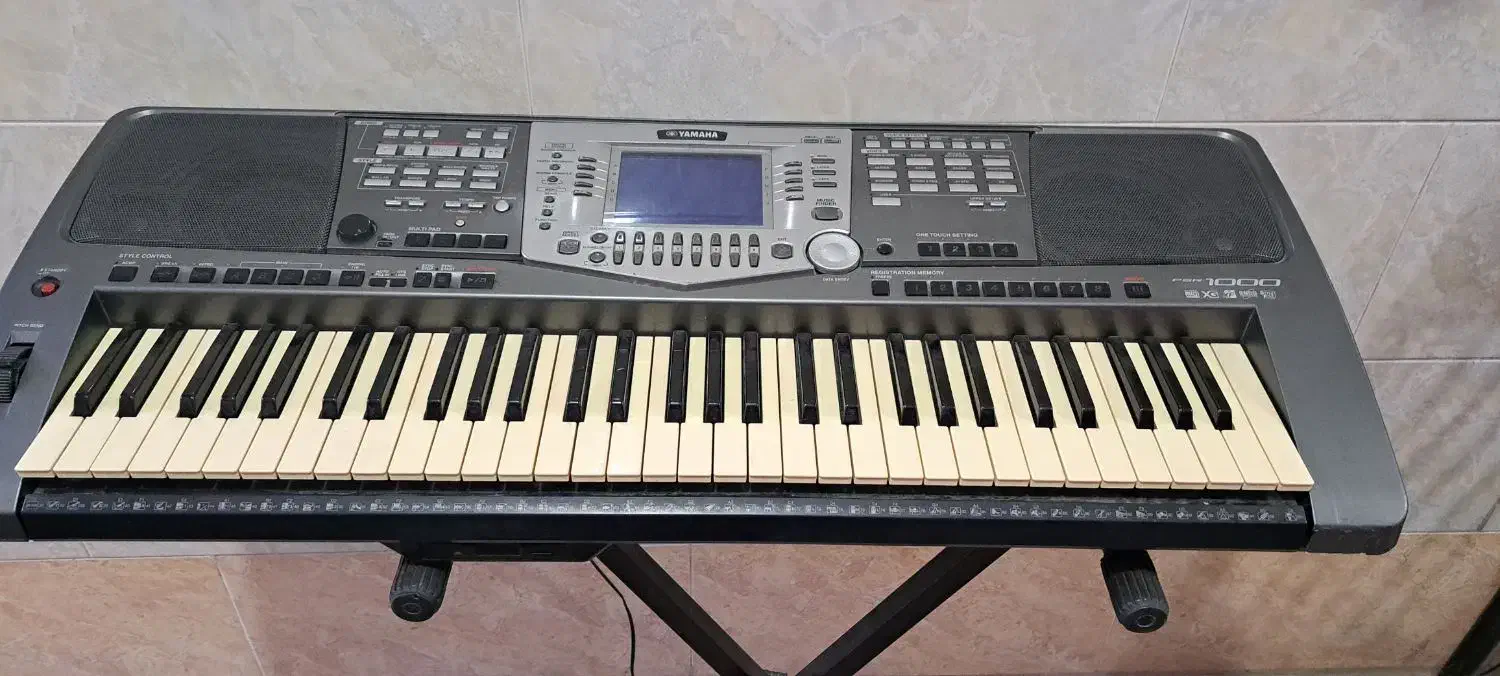 ارگ یاماها هزار|پیانو، کیبورد، آکاردئون|گلپایگان, |دیوار