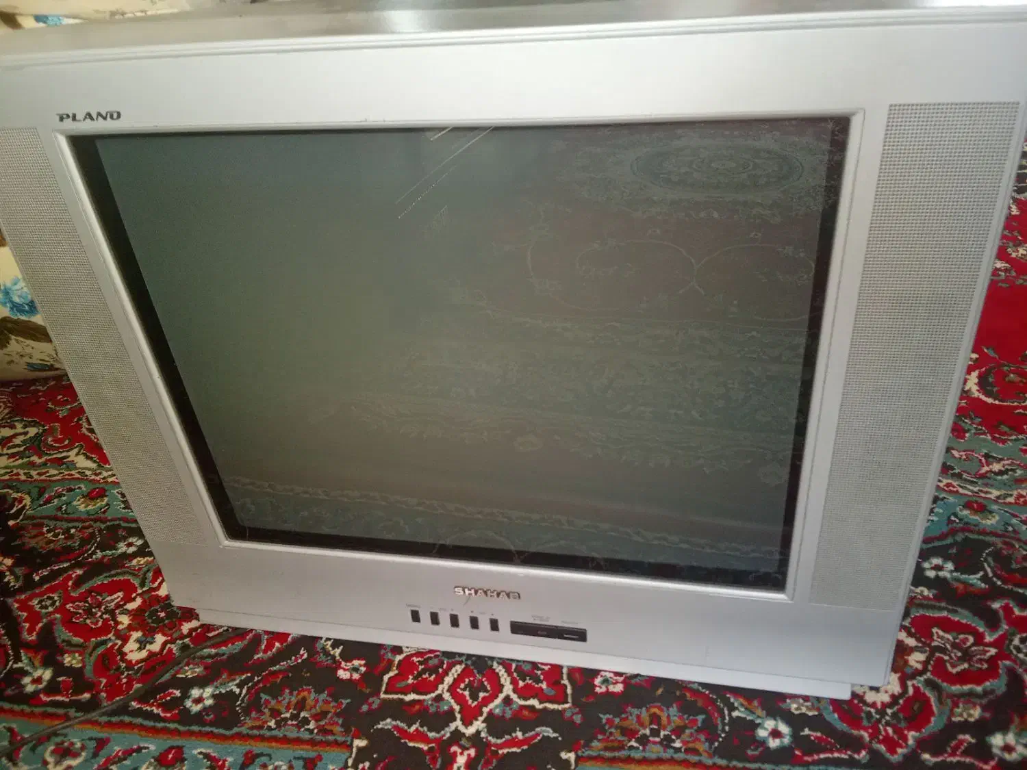 تلویزیون رنگی سالم  قیمت ۲میلیون|تلویزیون و پروژکتور|ماهان, |دیوار