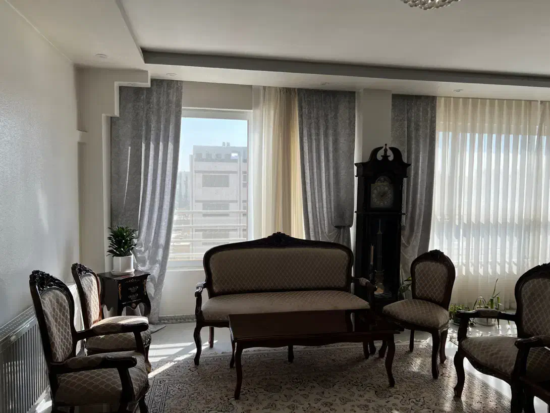 یه واحد شیک برای کسایی که لوکیشن براشون مهمه|فروش آپارتمان|شاهین‌شهر, مخابرات (شهید بهشتی)|دیوار