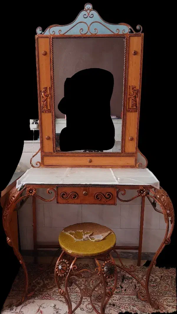 تخت و میز آرایش فرفورژه|تخت و سرویس خواب|آران و بیدگل, |دیوار