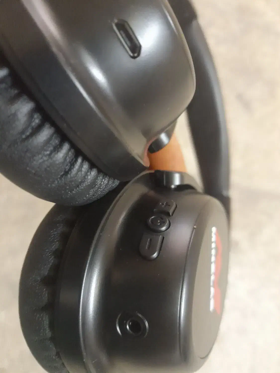 هدفون بلوتوثی ساخت استرالیا|پخشکننده همراه|قم, حنیف نژاد|دیوار