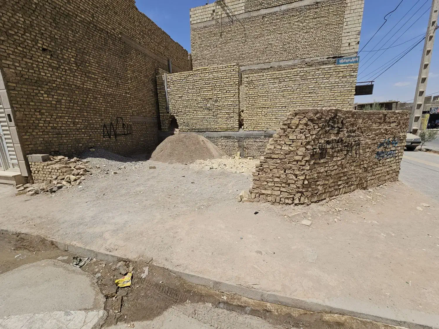 زمین تجاری دو نبش|فروش زمین و ملک کلنگی|حمیدیا, |دیوار