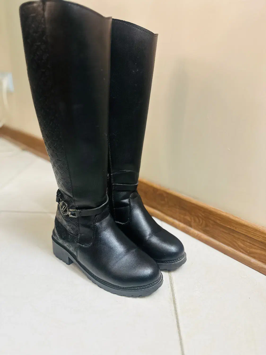 بوت بلند LV|کیف، کفش، کمربند|تهران, شهرک امام خمینی|دیوار