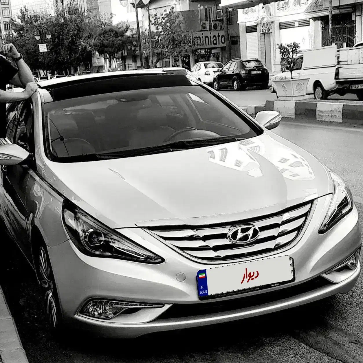 سوناتا وای اف ۲۰۱۲ نیو فیس نقره‌ای|خودرو سواری و وانت|تهران, شیخ هادی|دیوار