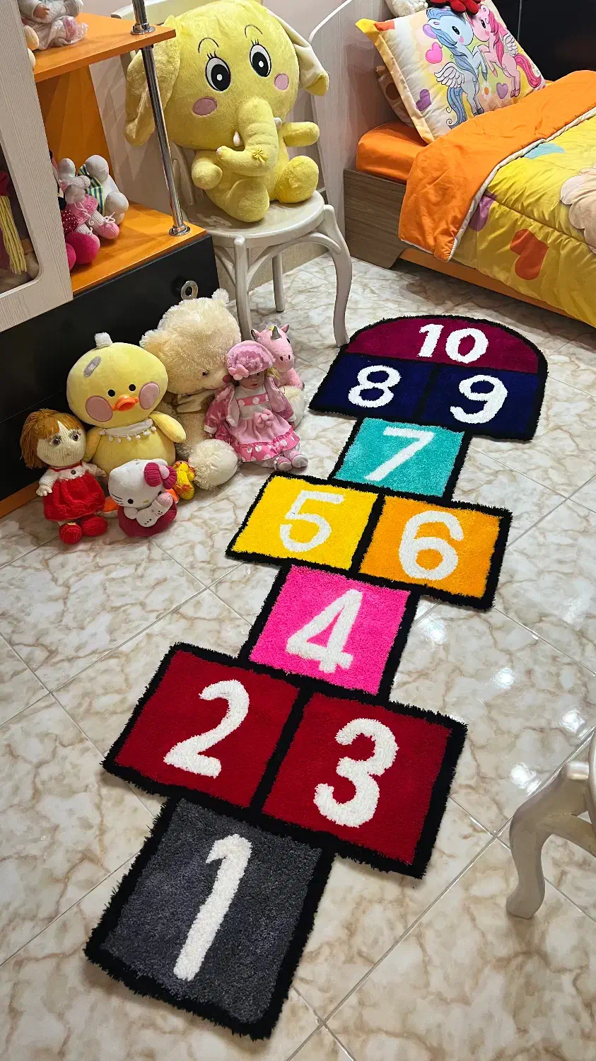 بافت لی لی|اسباب‌‌بازی|کاشان, باغ ماجد|دیوار