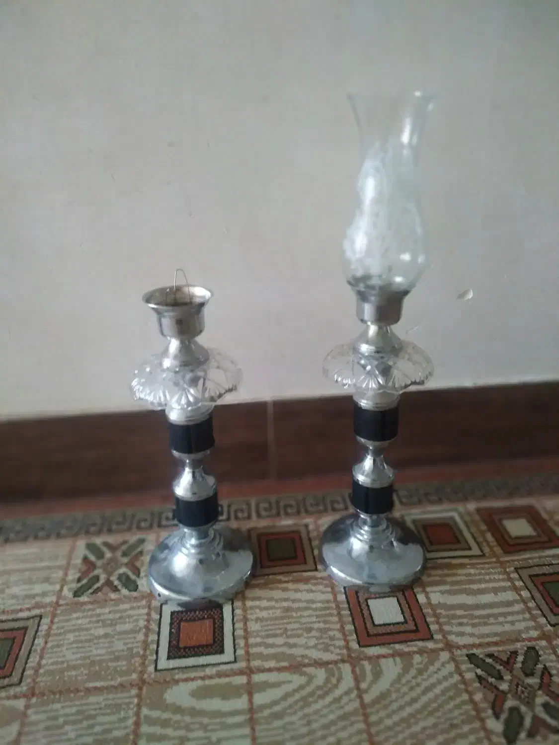 شمعدان|لوستر و چراغ آویز|بروجرد, |دیوار