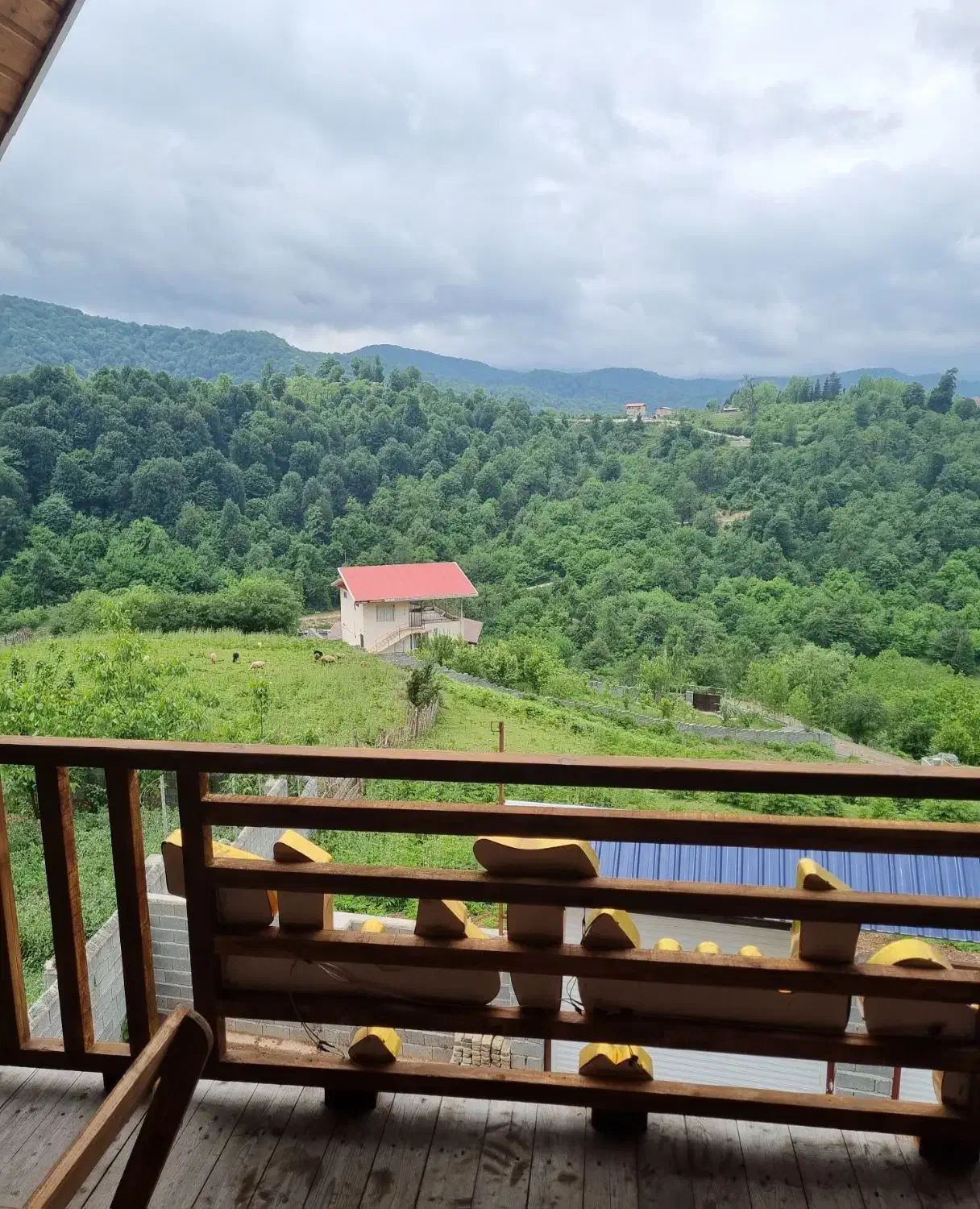 اجاره کلبه چوبی آیسام در زیراب|اجارهٔ کوتاهمدت ویلا و باغ|زیرآب, |دیوار