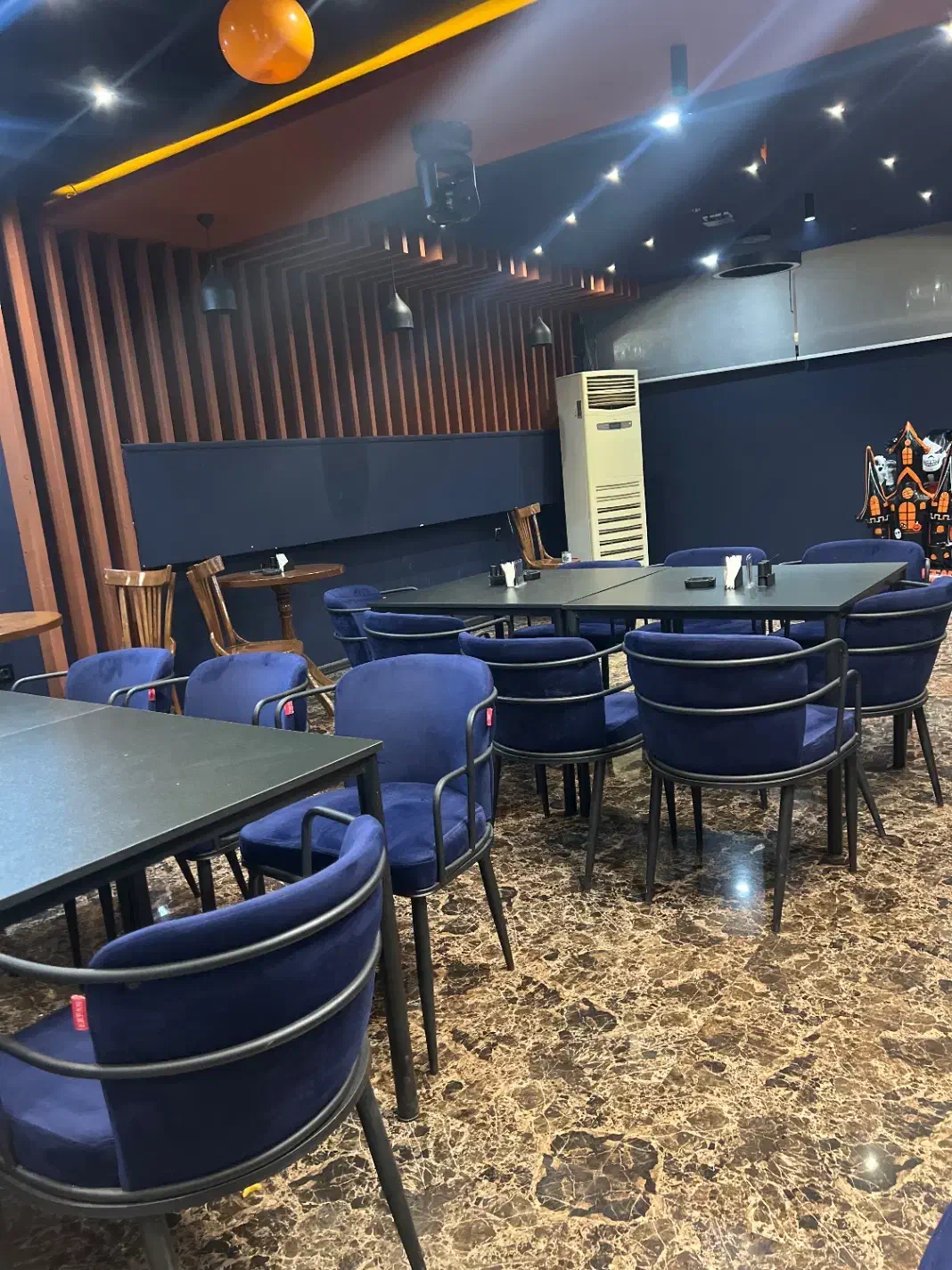 استخدام سالن کار|استخدام خدمات فروشگاه و رستوران|تهران, مرزداران|دیوار