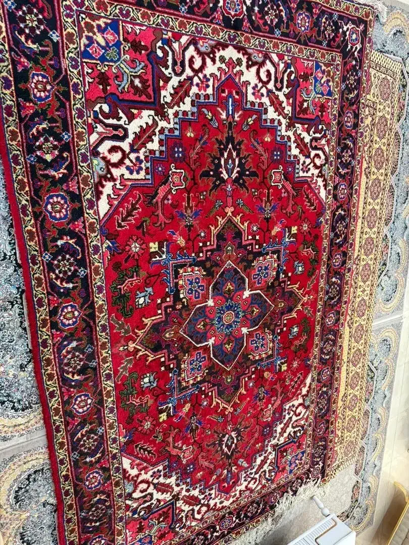 فرش دستباف ۶متری در حد نو قیمت ۴۵میلیون|فرش|ارومیه, |دیوار