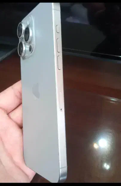 آیفون ۱۵ پرو مکس|موبایل|میانه, |دیوار