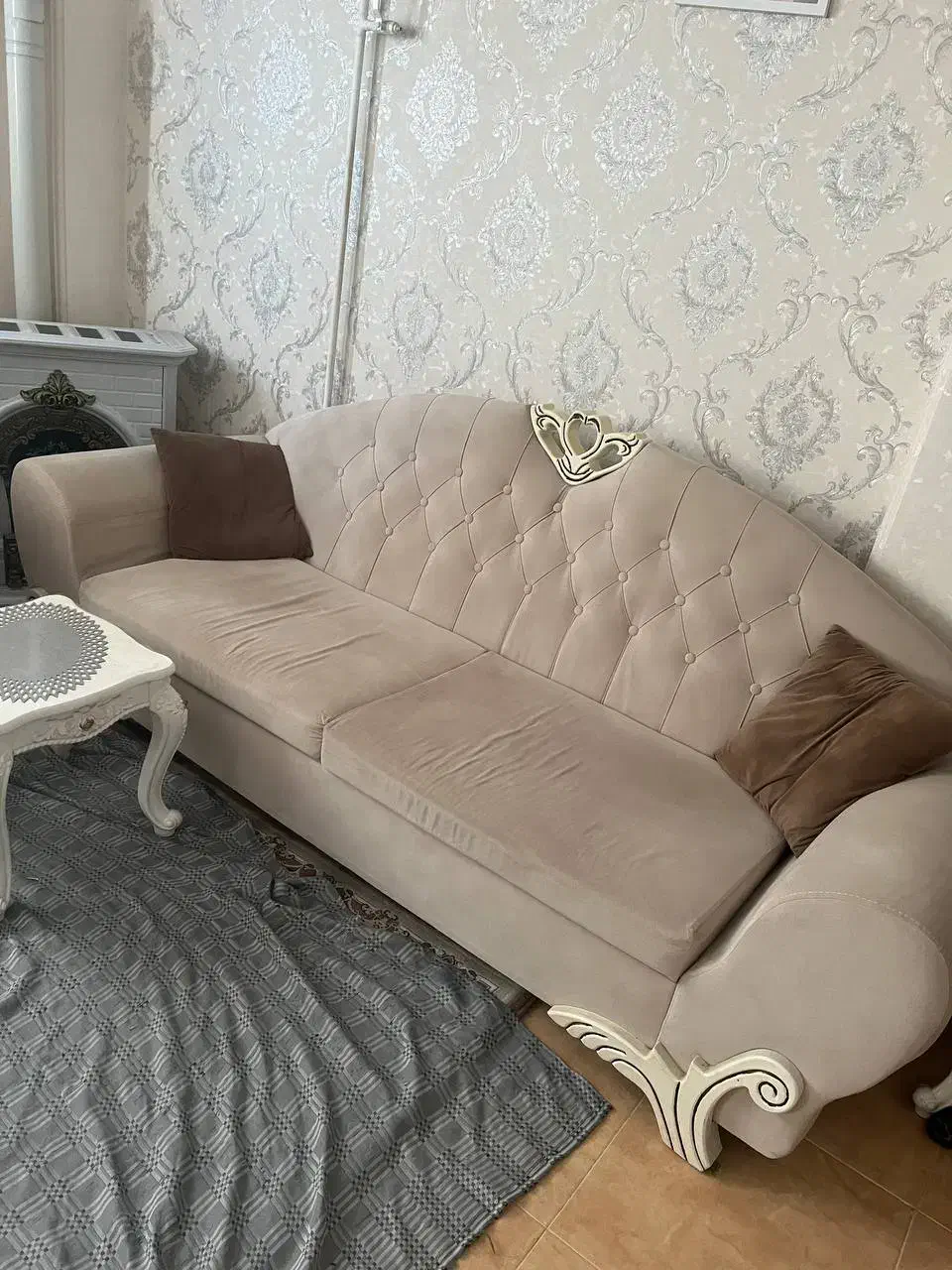 مبلمان کلاسیک ۷نفره|مبلمان خانگی و میز عسلی|رشت, شالکو|دیوار