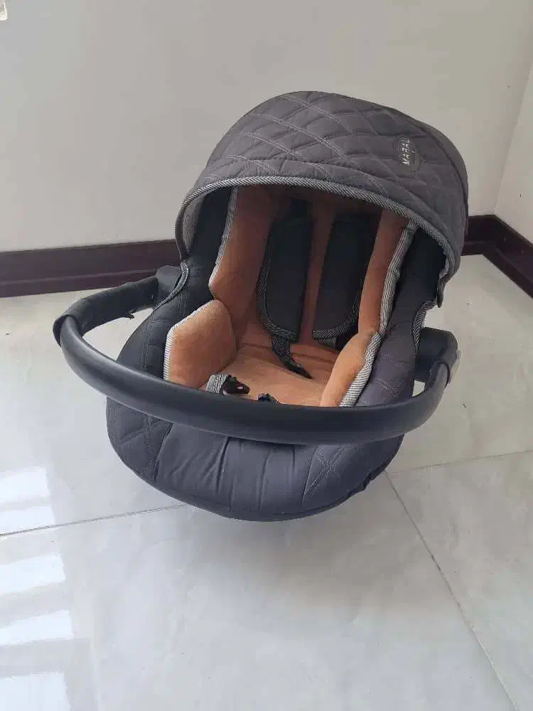 کالاسکه کریر و صندلی ماشین|کالسکه و لوازم جانبی|رودهن, |دیوار