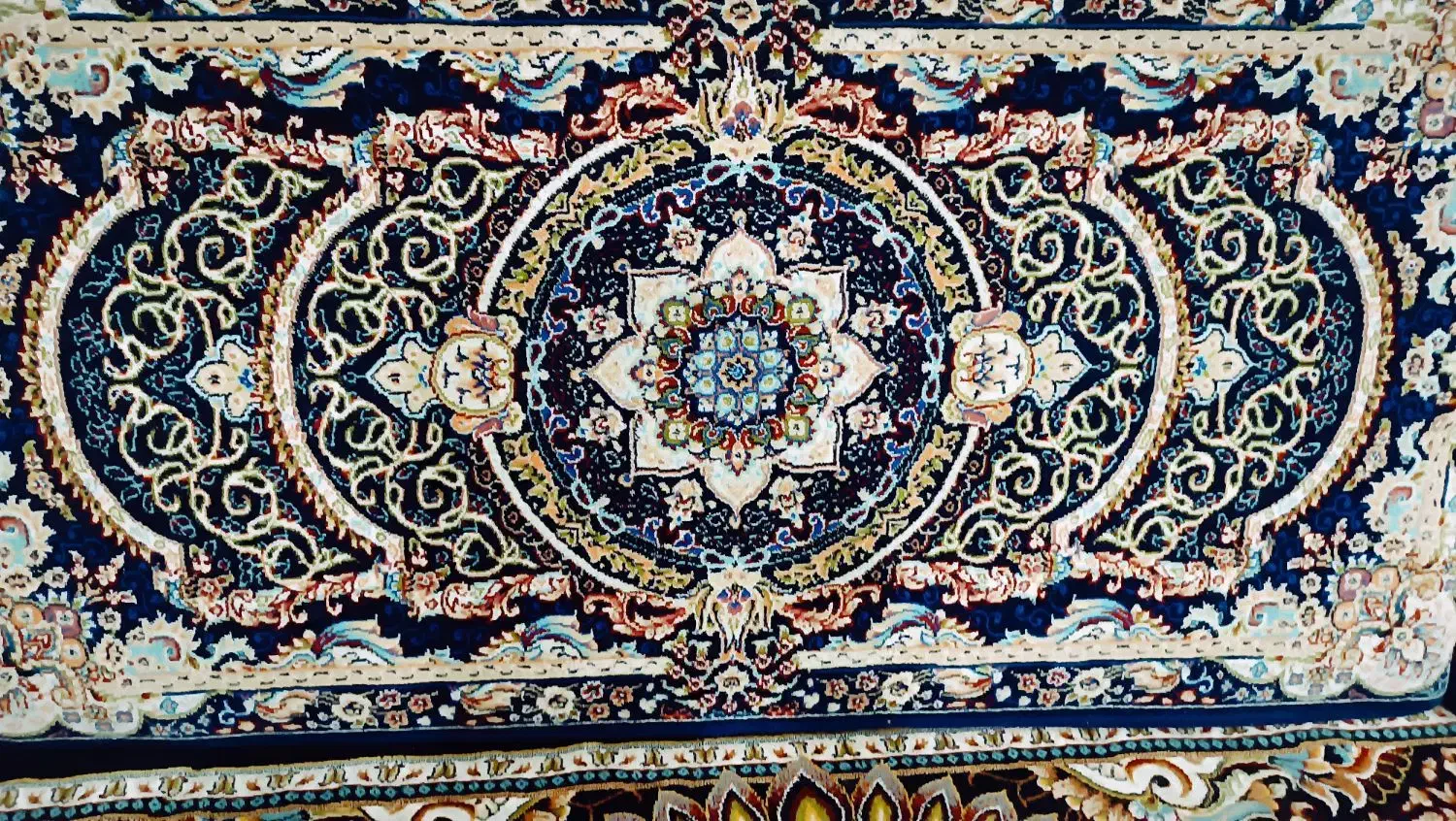 سفره نان پزی قدیمی|سفره، حوله، دستمال آشپزخانه|ایذه, |دیوار