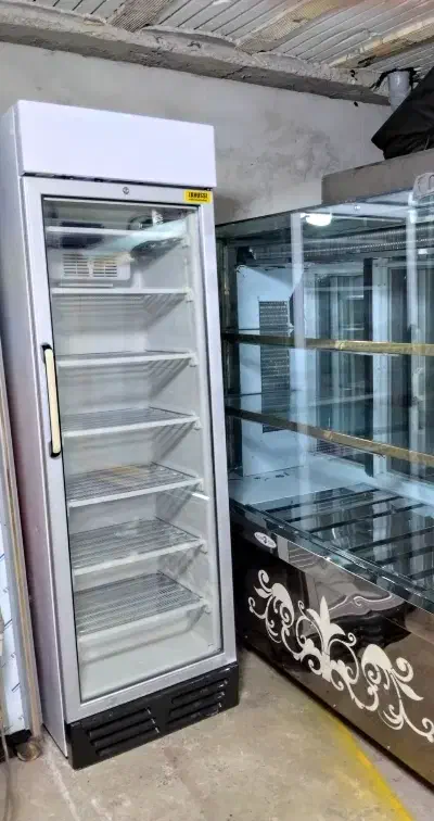 فریزر تک درب بستنی برند زانوسی ایتالیایی|فروشگاه و مغازه|رباطکریم, کاظمآباد|دیوار