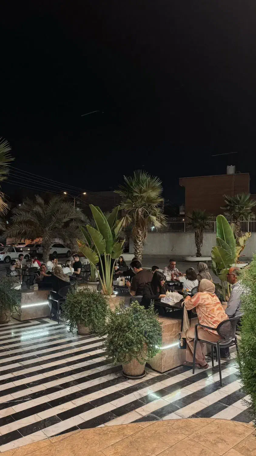 سالندار و کانتر کار متعهد و منظم|استخدام خدمات فروشگاه و رستوران|بندرعباس, |دیوار