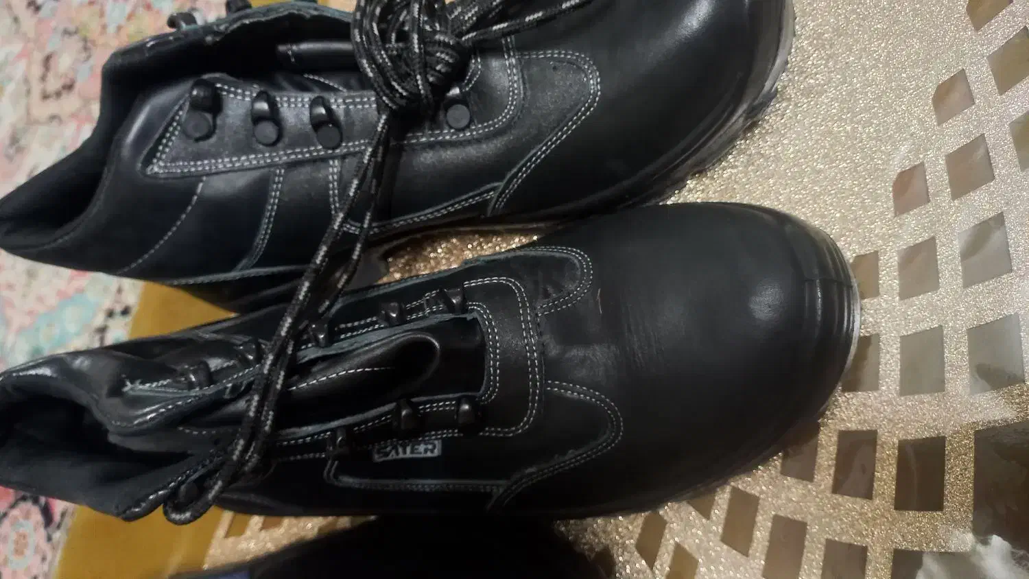 کفش ایمنی ، کفش کار|کیف، کفش، کمربند|خرمآباد, |دیوار