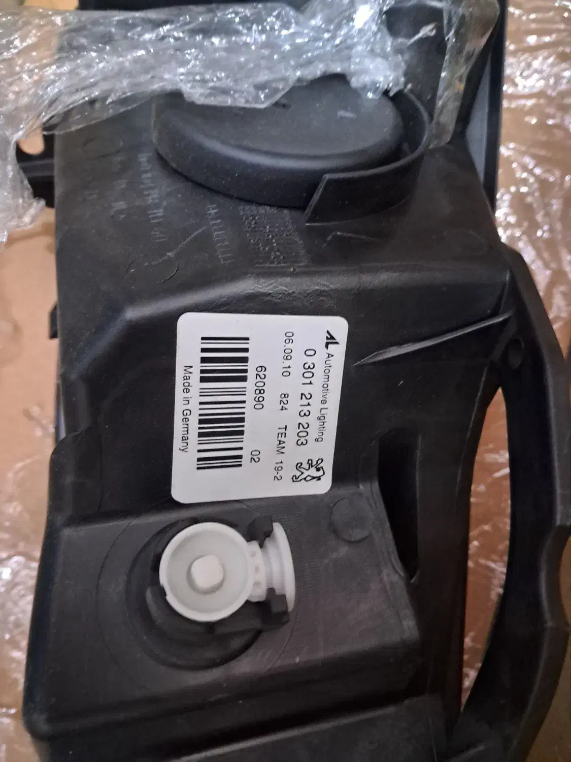 چراغ جلو ۴۰۷ چب|قطعات یدکی و لوازم جانبی|اراک, |دیوار
