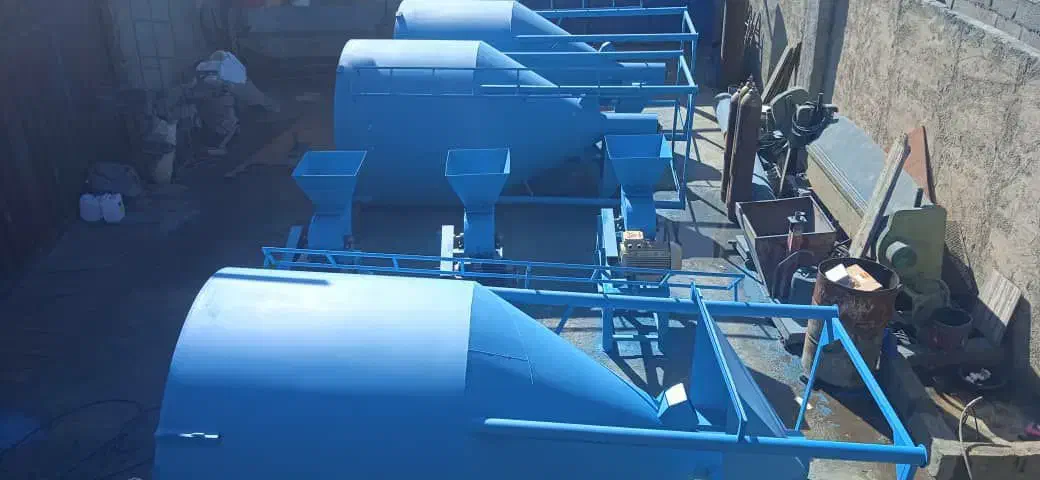 فروش اسکرو برای جا ب جایی سیمان و..|فروشگاه و مغازه|قزوین, |دیوار