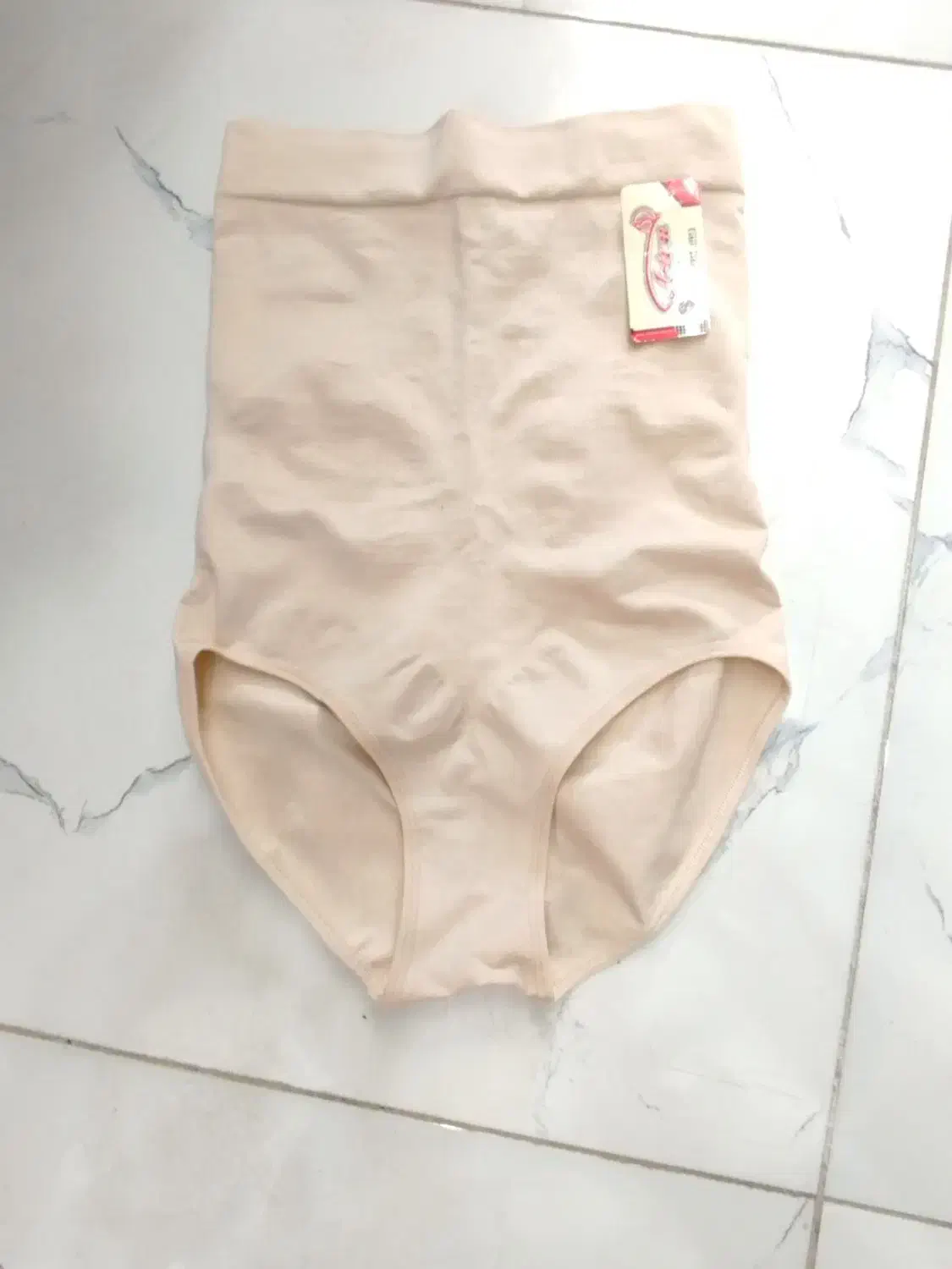 گن اسلیپ|لباس|شوشتر, |دیوار