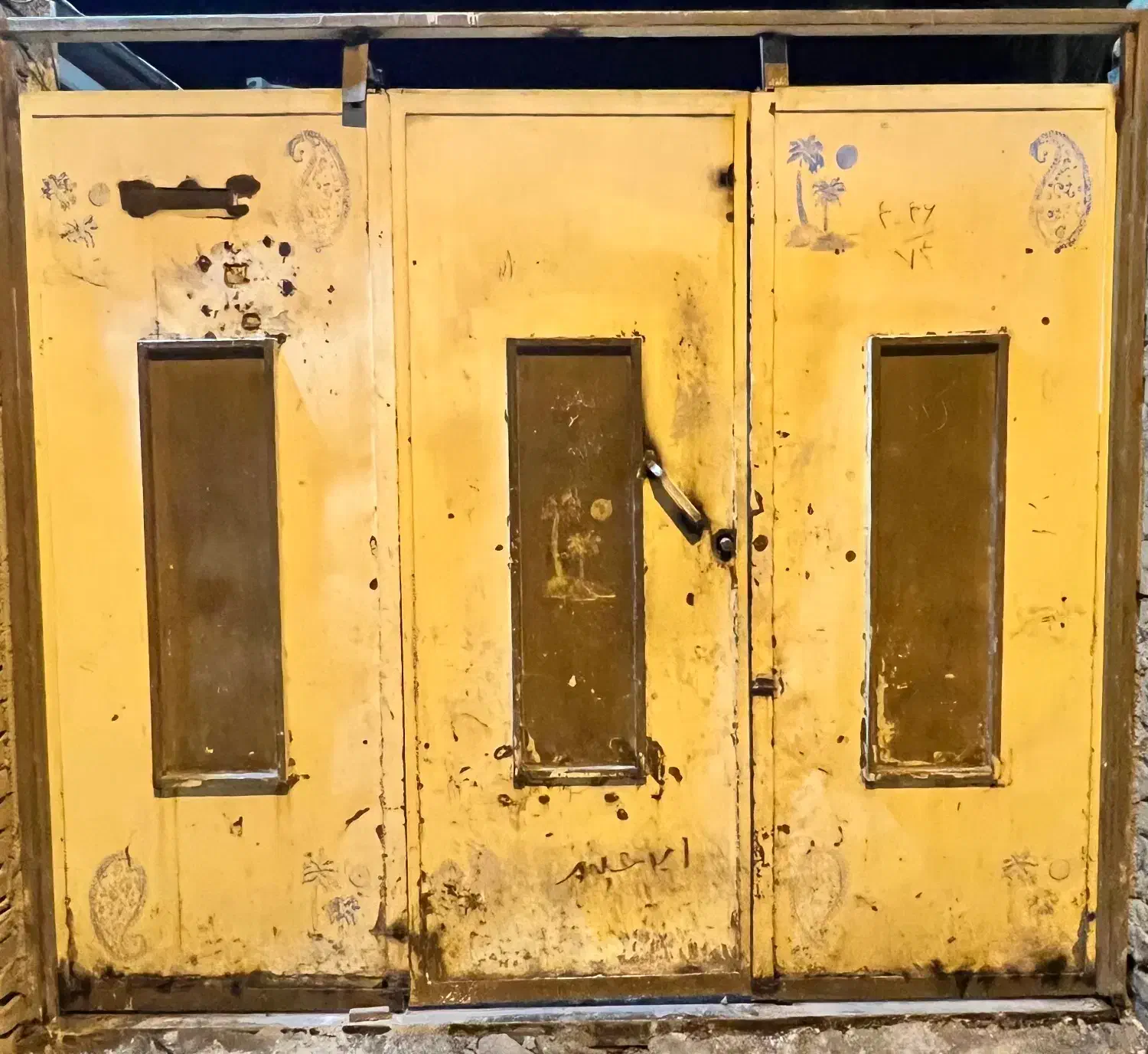 درب حیاط|مصالح و تجهیزات ساختمان|اهواز, پردیس دو|دیوار