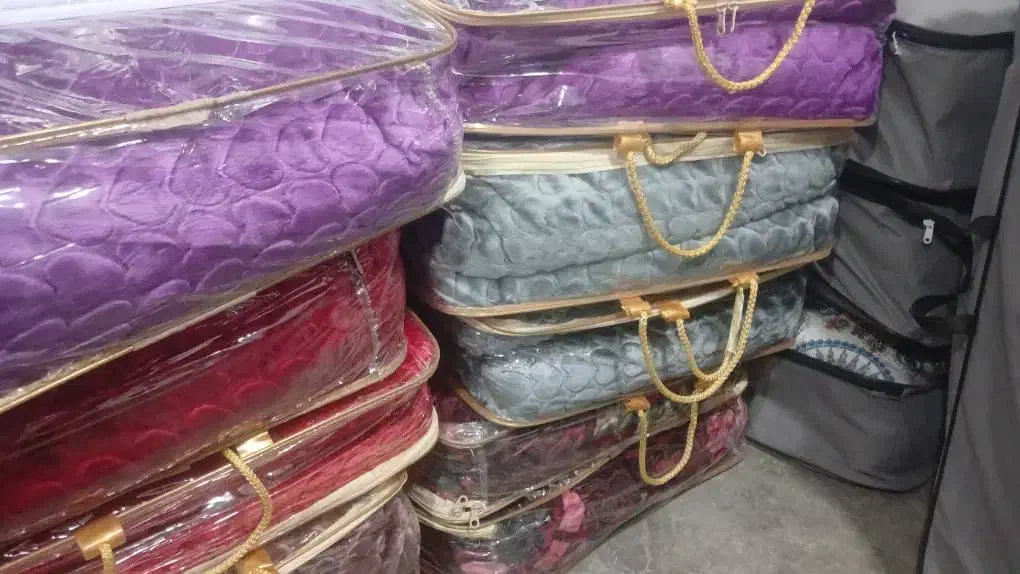 پتوی گلبافت دونفره|رختخواب، بالش، پتو|مسجد سلیمان, |دیوار