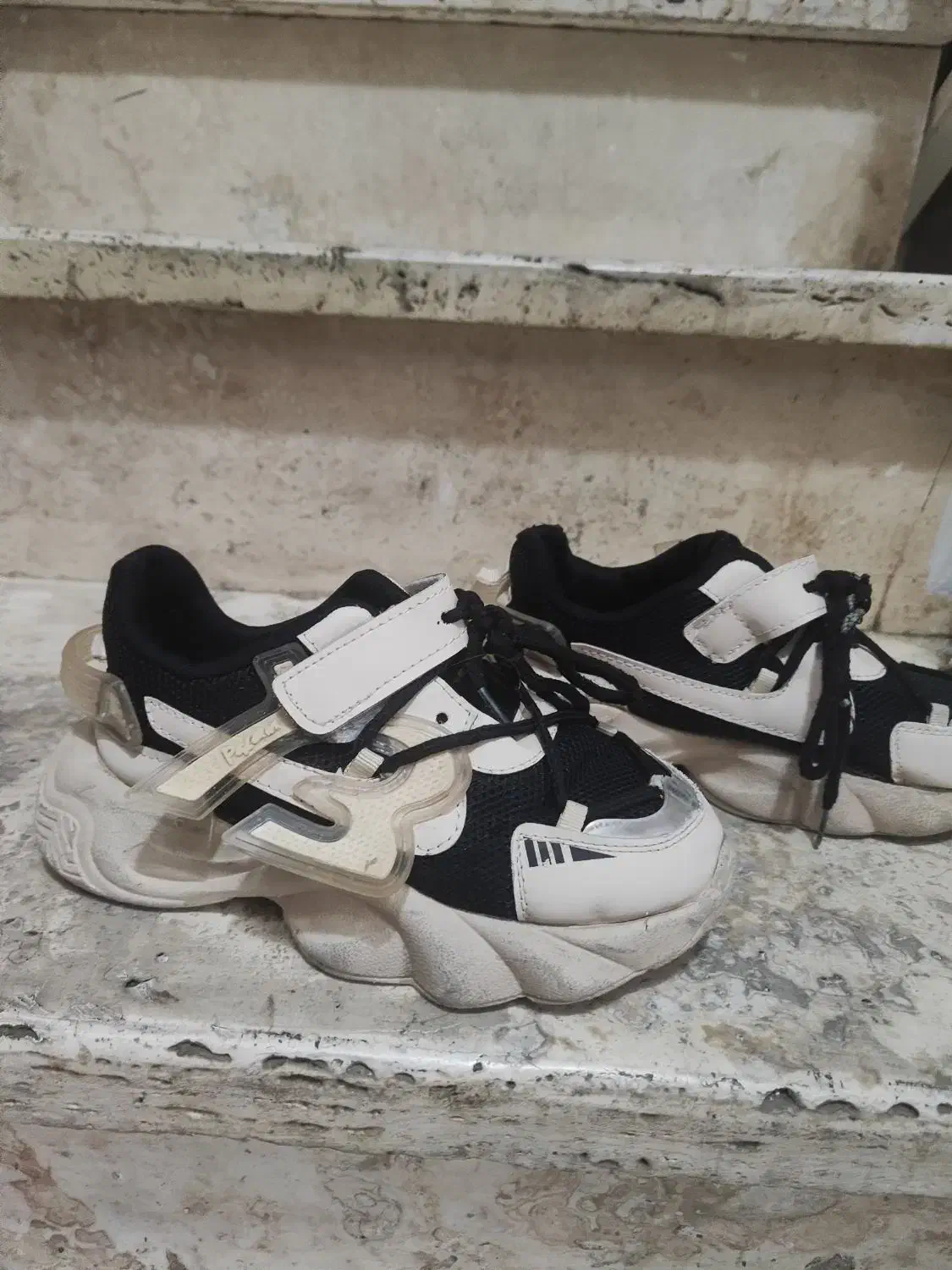 کتونی دخترانه و زنانه|کیف، کفش، کمربند|تهران, شهرک کوهسار|دیوار