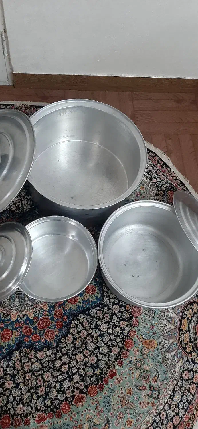 قابلمه روحی|ظروف پخت‌وپز|اندیشه, شهرک کوثر|دیوار