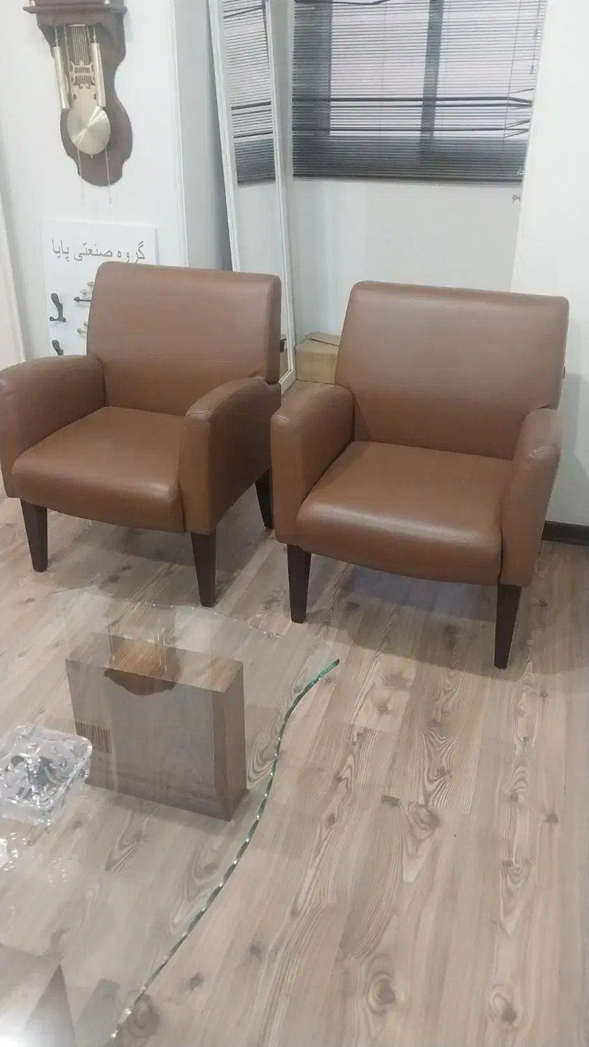 نیم ست چهار نفره جلیس|مبلمان اداری|بومهن, |دیوار