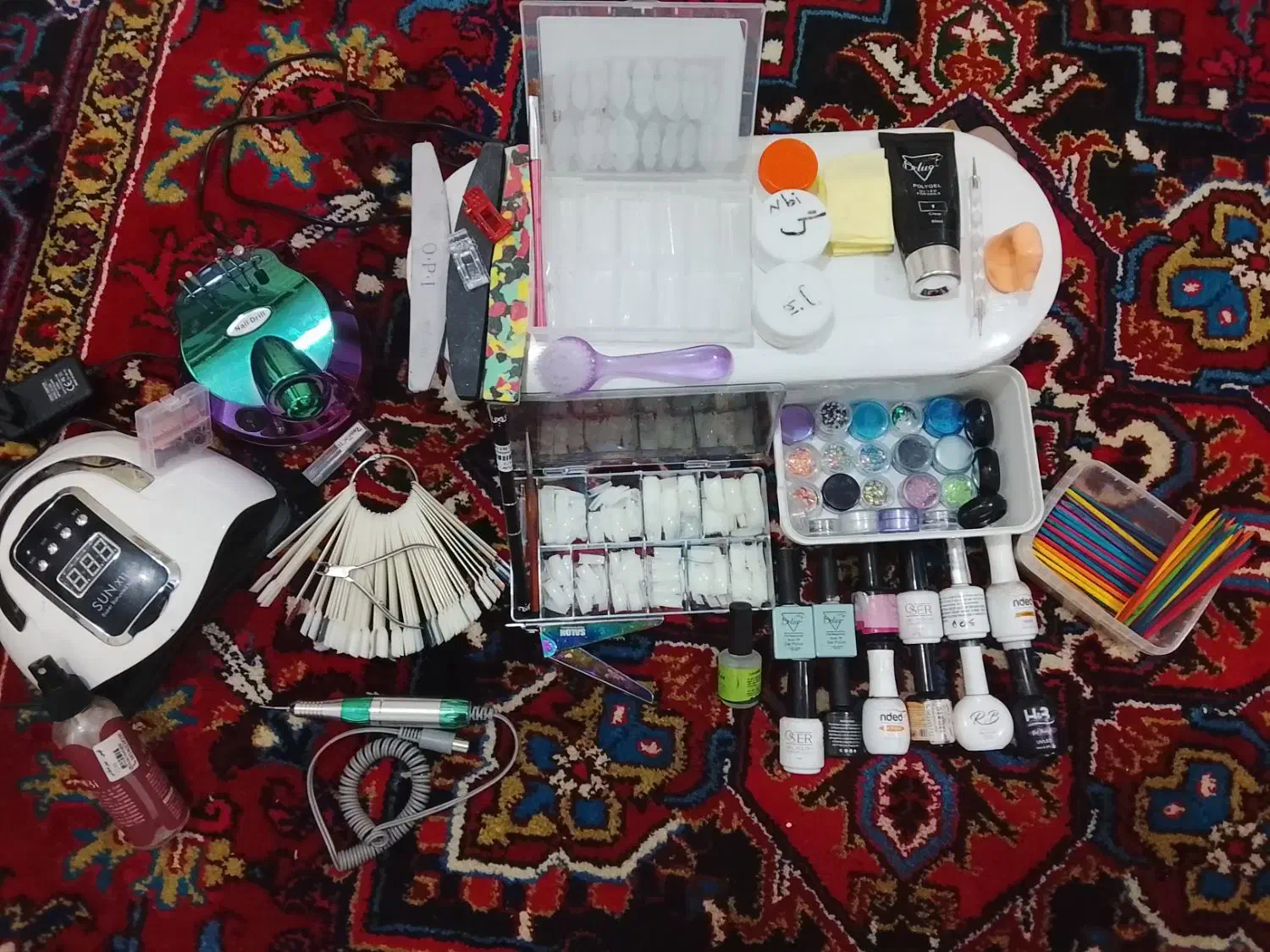 وسایل کاشت ناخن|آرایشی، بهداشتی، درمانی|تبریز, |دیوار