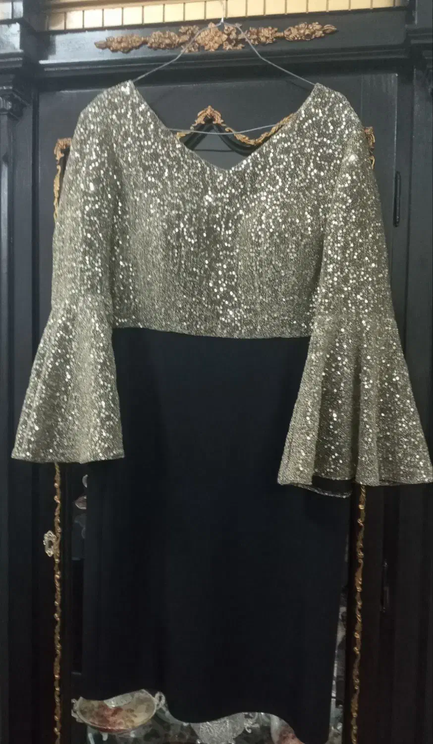 ل ب اس|لباس|زنجان, |دیوار