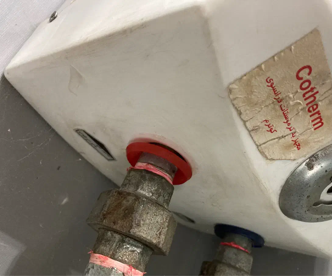 آبگرمکن برقی آزمون 10 لیتری|آبگرمکن، پکیج، شوفاژ|رشت, منظریه|دیوار