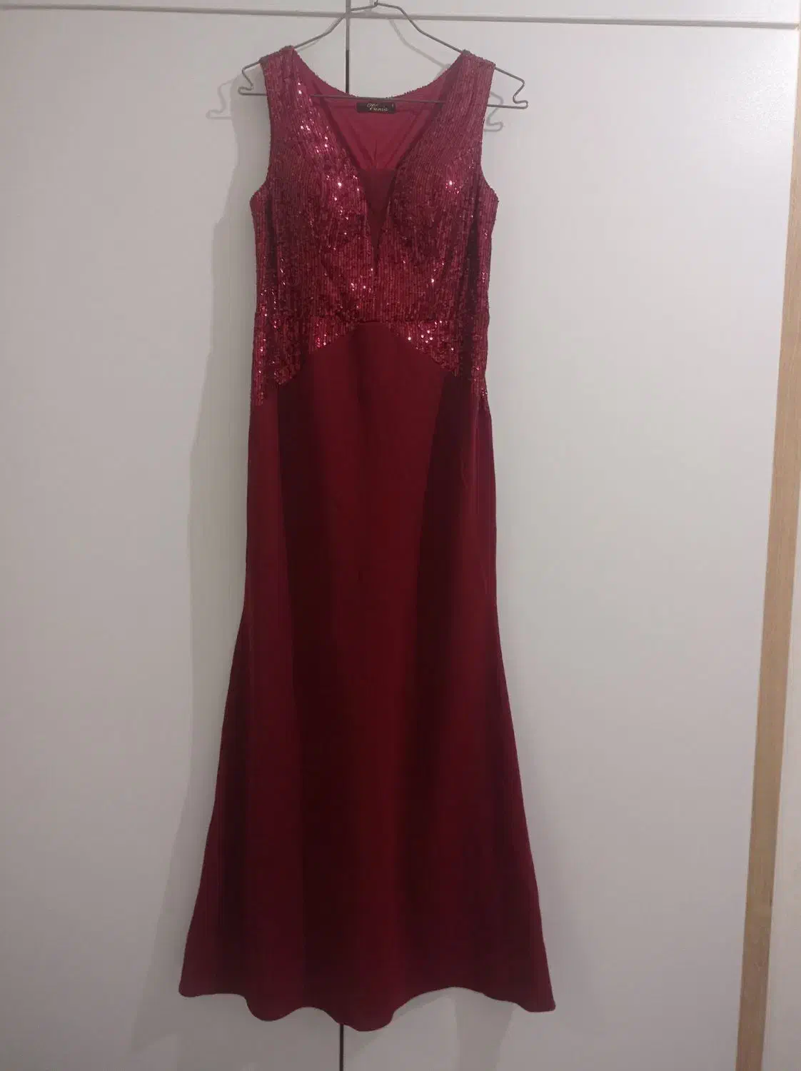 لباس مجلسی|لباس|اسلام‌شهر, شهرک سالور|دیوار