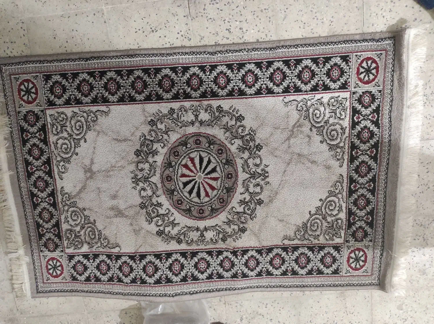 فرش و پادری|فرش|ورامین, ورامین|دیوار