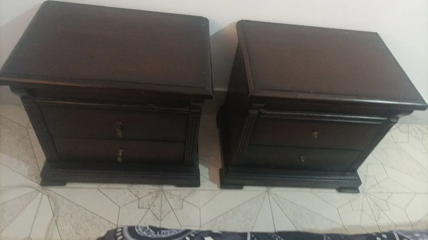 تخت و کنار تختی سرویس کامل|تخت و سرویس خواب|بابلسر, |دیوار