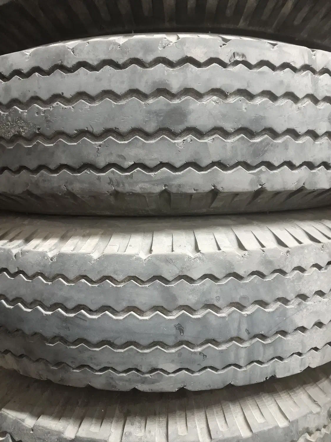 لاستیک‌نیسان‌تیوپلس‌خاوری|قطعات یدکی و لوازم جانبی|قوچان, |دیوار