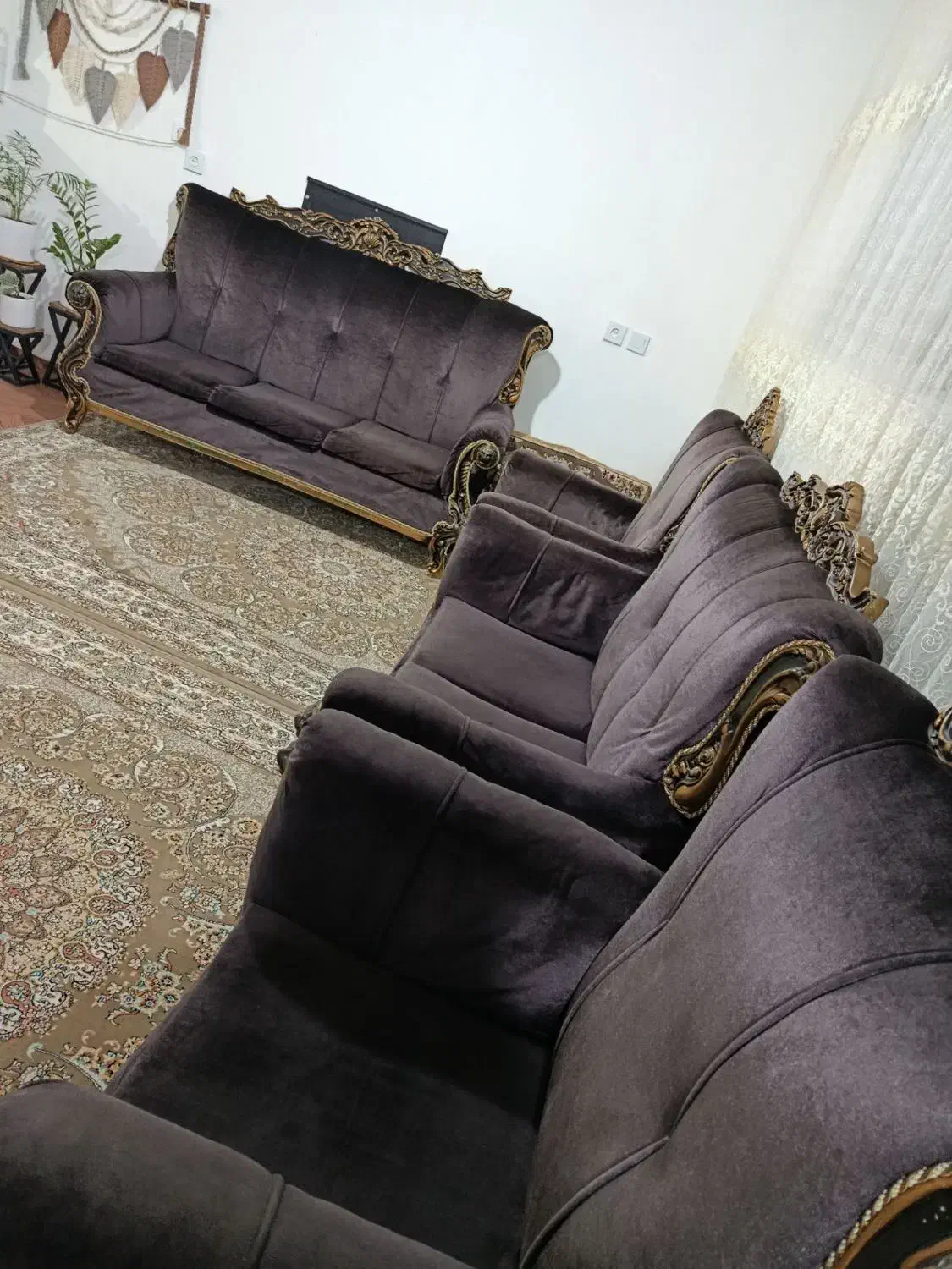 مبل هفت نفره با عسلی و میز تلویزیون|مبلمان خانگی و میز عسلی|هشتگرد, گلسار|دیوار