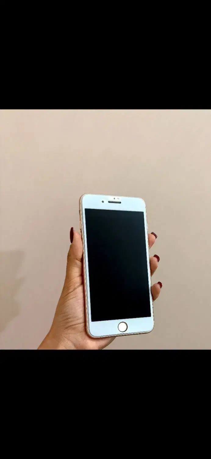 آیفون ۸ پلاس فوق العاده تمیز|موبایل|اصفهان, بهارستان|دیوار