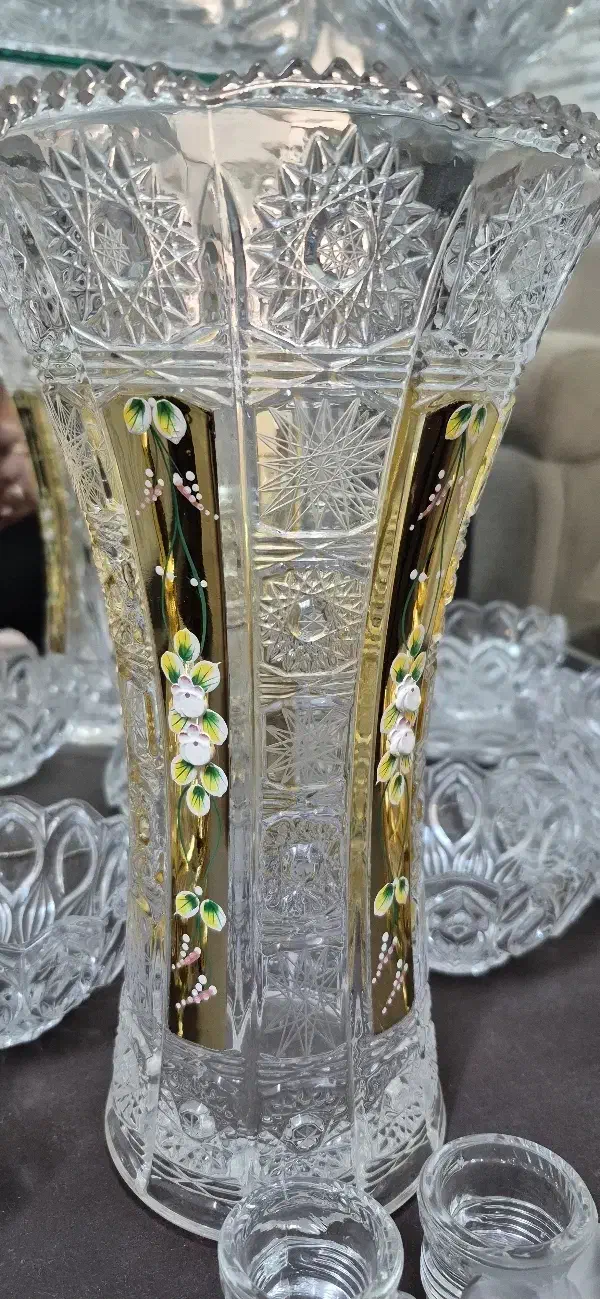 گلدان و میوه خوری  طلاکوب|کلکسیون اشیاء عتیقه|قزوین, |دیوار